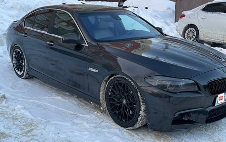 BMW 5 серия, 2012 год, 1 750 000 рублей, 2 фотография