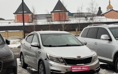 KIA Rio III рестайлинг, 2015 год, 560 000 рублей, 3 фотография