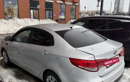 KIA Rio III рестайлинг, 2015 год, 560 000 рублей, 5 фотография