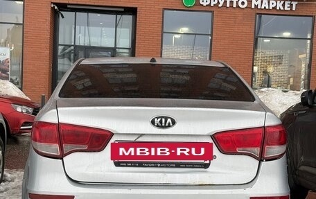 KIA Rio III рестайлинг, 2015 год, 560 000 рублей, 4 фотография