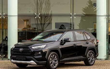 Toyota RAV4, 2025 год, 4 295 000 рублей, 1 фотография