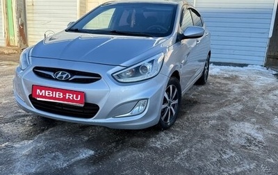 Hyundai Solaris II рестайлинг, 2013 год, 750 000 рублей, 1 фотография