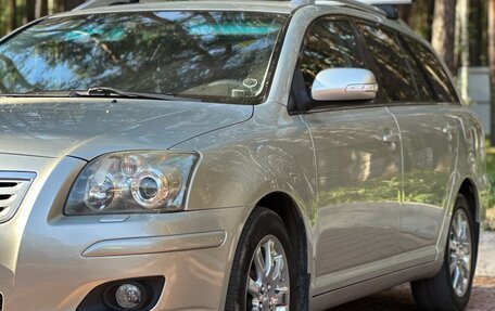 Toyota Avensis III рестайлинг, 2008 год, 1 000 000 рублей, 3 фотография