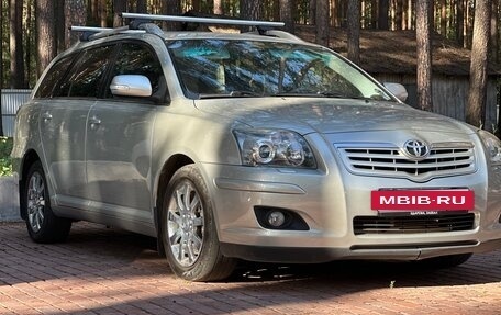 Toyota Avensis III рестайлинг, 2008 год, 1 000 000 рублей, 4 фотография