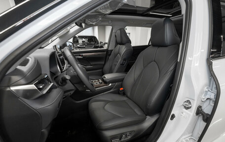 Toyota Highlander, 2025 год, 5 600 000 рублей, 9 фотография