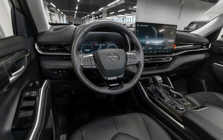 Toyota Highlander, 2025 год, 5 600 000 рублей, 7 фотография