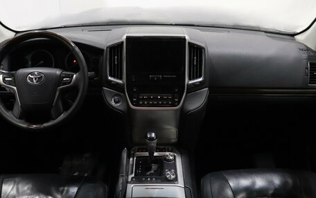 Toyota Land Cruiser 200, 2015 год, 4 563 000 рублей, 8 фотография