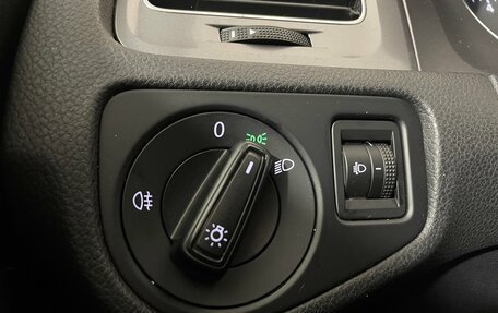 Volkswagen Golf VII, 2014 год, 990 000 рублей, 20 фотография