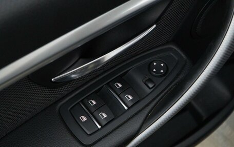 BMW 3 серия, 2018 год, 2 657 077 рублей, 14 фотография