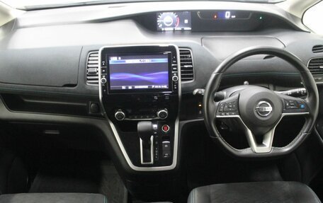 Nissan Serena IV, 2017 год, 1 913 000 рублей, 14 фотография