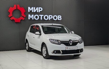 Renault Sandero II рестайлинг, 2015 год, 750 000 рублей, 3 фотография
