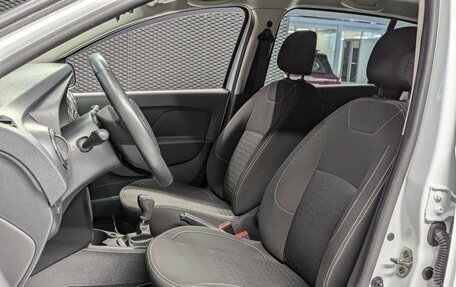 Renault Sandero II рестайлинг, 2015 год, 750 000 рублей, 11 фотография