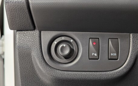 Renault Sandero II рестайлинг, 2015 год, 750 000 рублей, 19 фотография