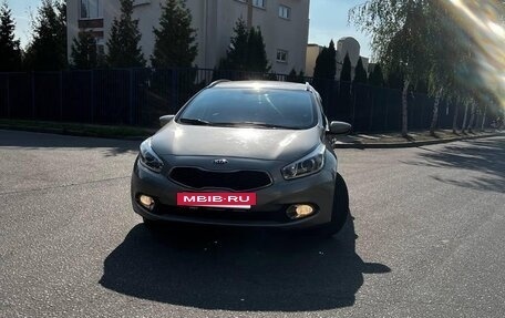 KIA cee'd III, 2015 год, 950 000 рублей, 2 фотография