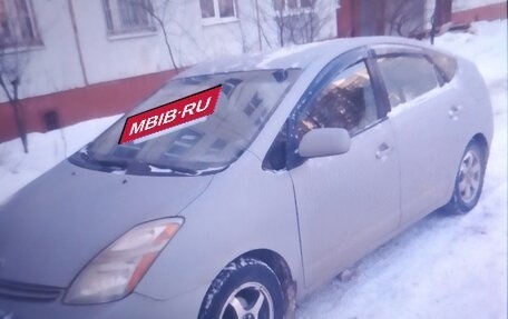 Toyota Prius, 2006 год, 555 000 рублей, 2 фотография