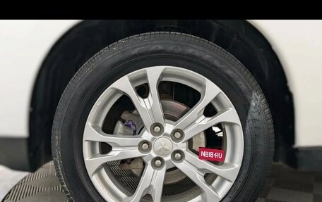 Mitsubishi Outlander III рестайлинг 3, 2012 год, 1 320 000 рублей, 7 фотография