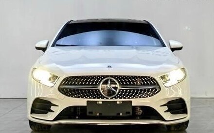 Mercedes-Benz A-Класс, 2022 год, 2 850 000 рублей, 3 фотография