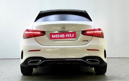 Mercedes-Benz A-Класс, 2022 год, 2 850 000 рублей, 4 фотография