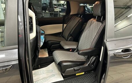 KIA Carnival, 2021 год, 3 700 000 рублей, 15 фотография