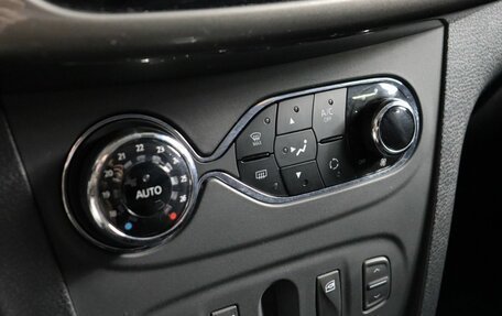 Renault Sandero II рестайлинг, 2021 год, 1 499 000 рублей, 23 фотография