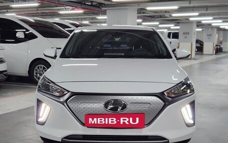 Hyundai IONIQ, 2021 год, 1 600 000 рублей, 2 фотография