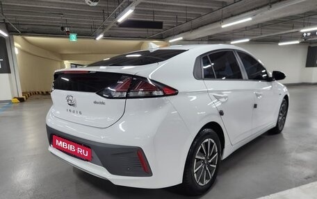 Hyundai IONIQ, 2021 год, 1 600 000 рублей, 5 фотография