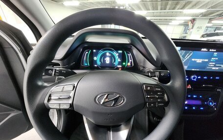 Hyundai IONIQ, 2021 год, 1 600 000 рублей, 10 фотография