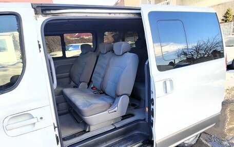 Hyundai H-1 II рестайлинг, 2012 год, 1 750 000 рублей, 15 фотография