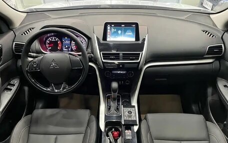 Mitsubishi Eclipse Cross, 2021 год, 1 500 000 рублей, 8 фотография