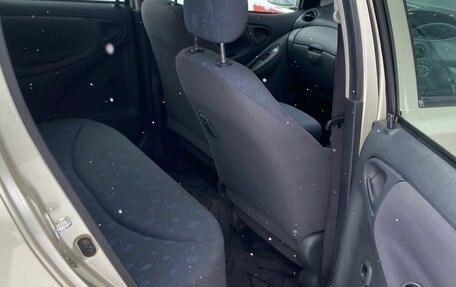 Toyota Vitz, 2002 год, 420 000 рублей, 17 фотография