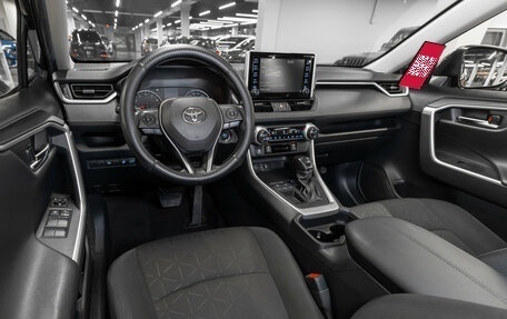 Toyota RAV4, 2020 год, 2 910 000 рублей, 7 фотография