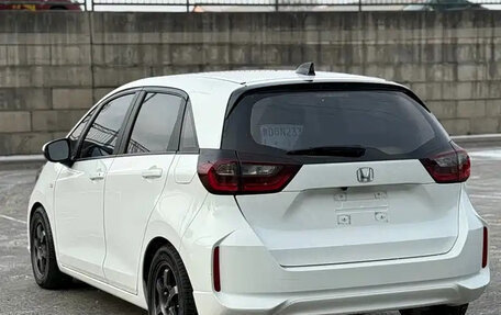 Honda Fit, 2022 год, 1 027 000 рублей, 3 фотография