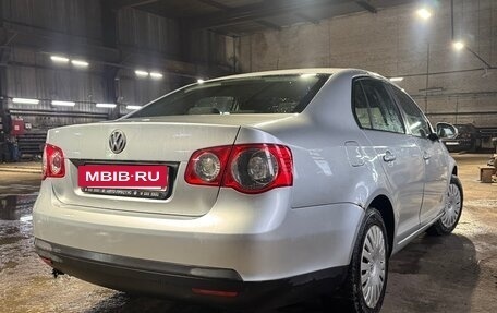 Volkswagen Jetta VI, 2006 год, 404 000 рублей, 2 фотография