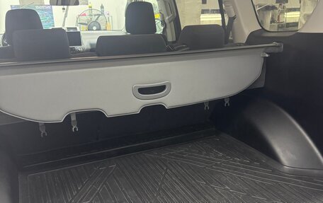 Toyota Land Cruiser Prado 150 рестайлинг 2, 2014 год, 3 990 000 рублей, 7 фотография