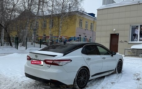 Toyota Camry, 2018 год, 1 999 999 рублей, 5 фотография