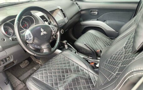 Mitsubishi Outlander III рестайлинг 3, 2008 год, 990 000 рублей, 7 фотография