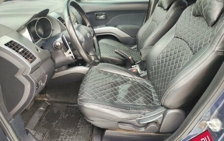 Mitsubishi Outlander III рестайлинг 3, 2008 год, 990 000 рублей, 8 фотография