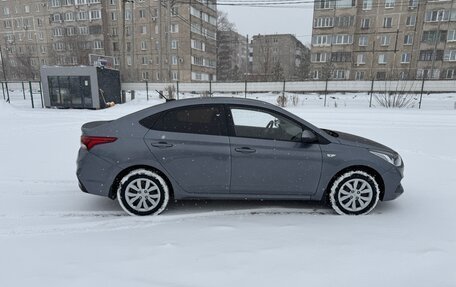 Hyundai Solaris II рестайлинг, 2018 год, 1 185 000 рублей, 6 фотография