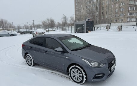 Hyundai Solaris II рестайлинг, 2018 год, 1 185 000 рублей, 5 фотография