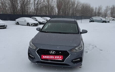 Hyundai Solaris II рестайлинг, 2018 год, 1 185 000 рублей, 2 фотография