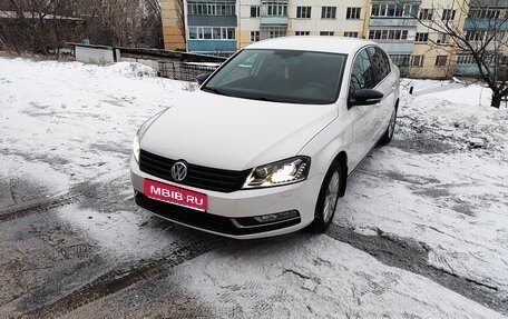 Volkswagen Passat B7, 2013 год, 1 300 000 рублей, 1 фотография
