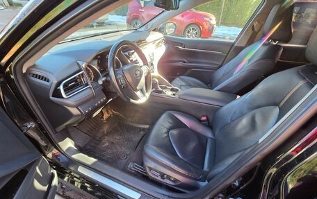 Toyota Camry, 2020 год, 2 950 000 рублей, 8 фотография