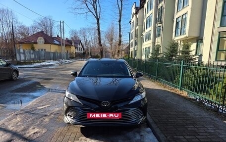 Toyota Camry, 2020 год, 2 950 000 рублей, 2 фотография