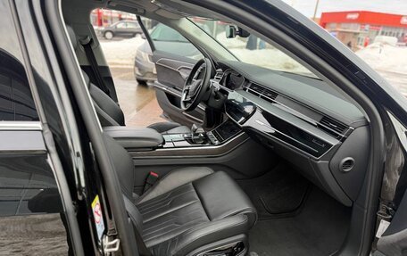 Audi A8, 2018 год, 6 170 000 рублей, 25 фотография