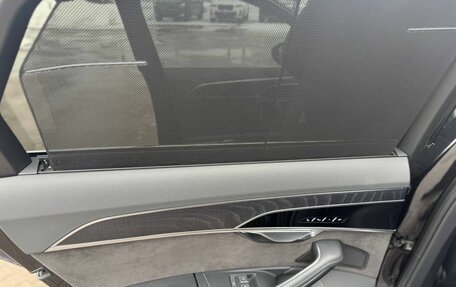 Audi A8, 2018 год, 6 170 000 рублей, 22 фотография