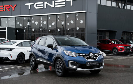 Renault Kaptur I рестайлинг, 2021 год, 1 995 000 рублей, 2 фотография