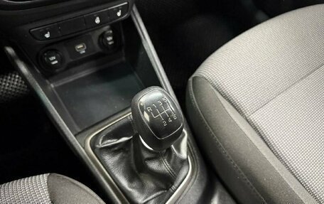 Hyundai Solaris II рестайлинг, 2019 год, 1 068 860 рублей, 13 фотография