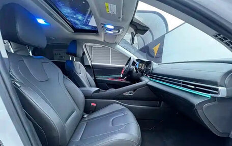 Hyundai Elantra, 2022 год, 1 087 000 рублей, 10 фотография