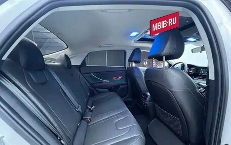 Hyundai Elantra, 2022 год, 1 087 000 рублей, 14 фотография