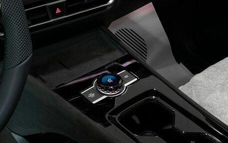 Volkswagen Tiguan, 2025 год, 4 990 000 рублей, 10 фотография